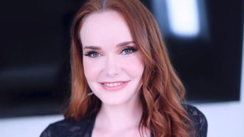 Chloe Foxxe’s Fiery Red Locks Shine in Her Amateur Allure Debut