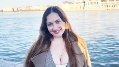 Amuse Adore had a three-way goal in mind